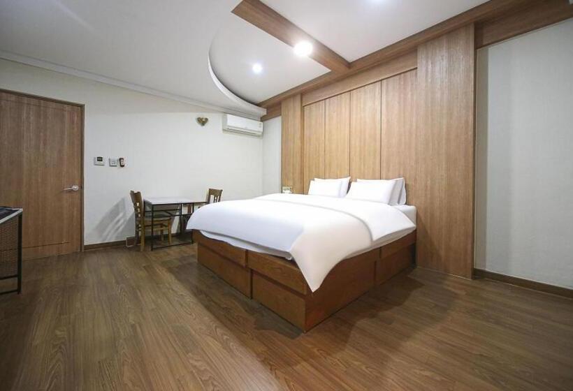 חדר פרמיום, Feel Green