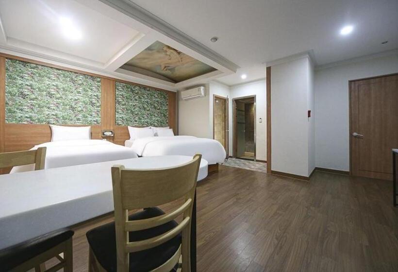 סוויטה, Feel Green