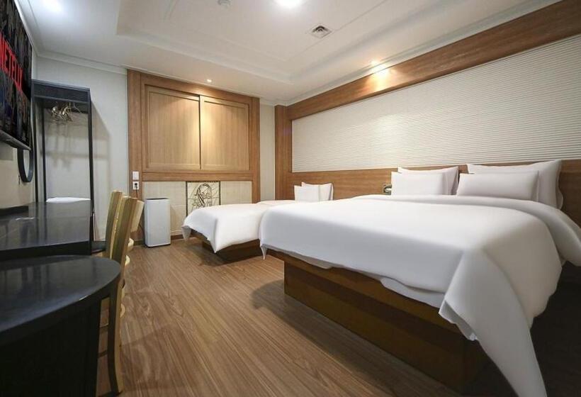 חדר דלוקס, Feel Green