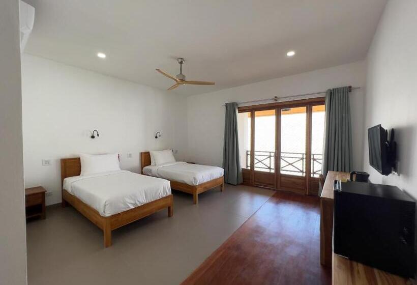 스탠다드 발코니 룸, Madilao