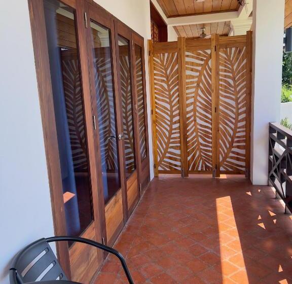 스탠다드 발코니 룸, Madilao