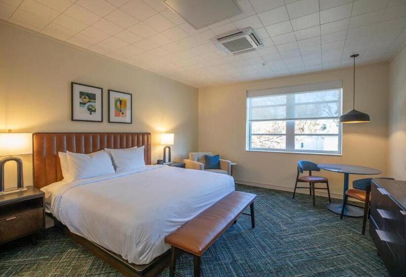 Люкс Кровать Кинг, The Holbrook