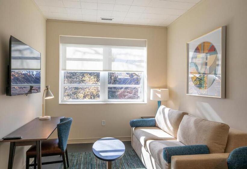 Люкс Deluxe Кровать Кинг, The Holbrook