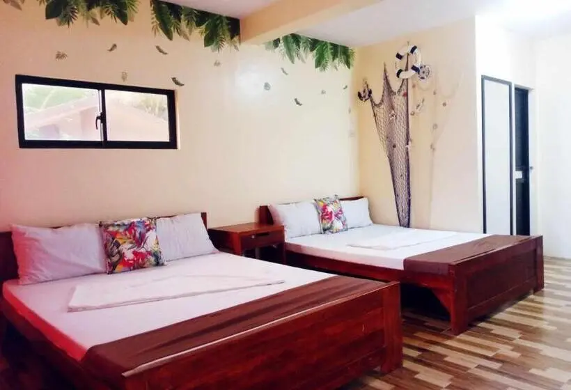 Perhehuone Merinäkymä, Orlando Beach Resort