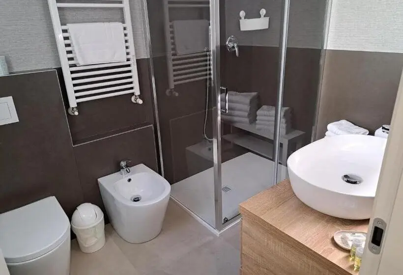اتاق سوپریور خانوادگی, Bolognamania Rooms Saffi