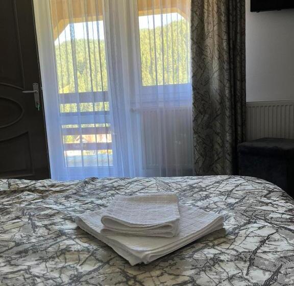 Standardrum King Size Säng, Matei Moieciu De Sus