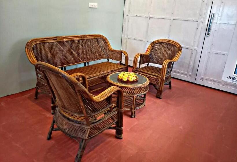 Люкс Deluxe Кровать Кинг, Red Sand Villa