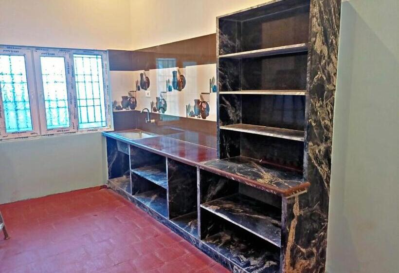 Люкс Deluxe Кровать Кинг, Red Sand Villa