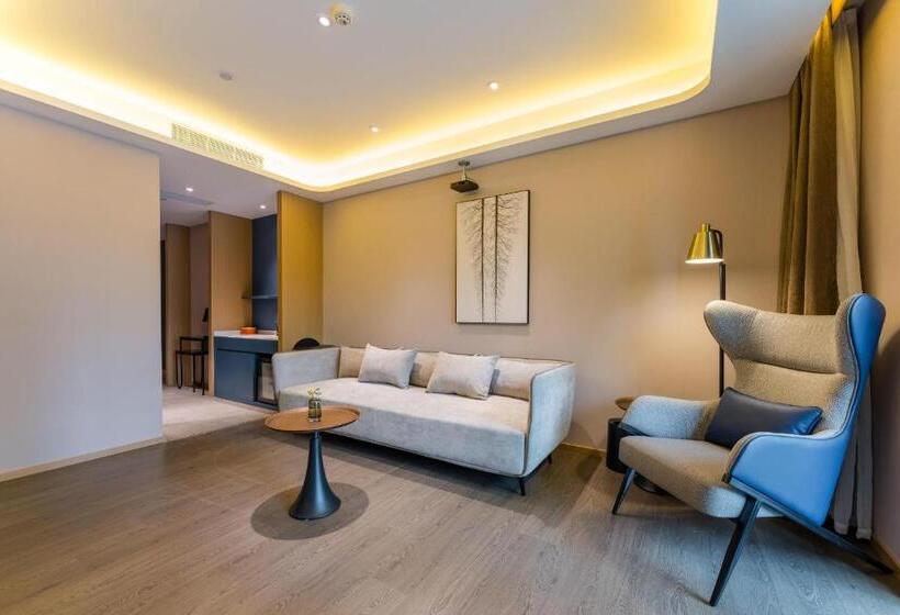 سوییت, Atour Hotel Chongqing Tiandi Netease Cloud Music