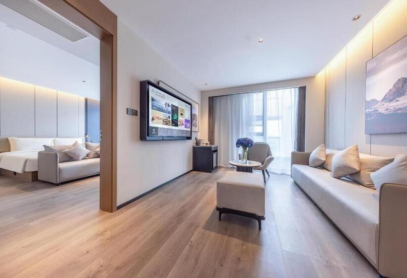 סוויטה, Atour Hotel Nanjing Jinma Road Station