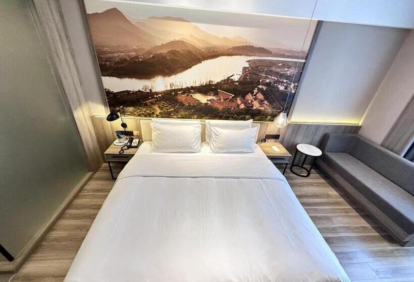 غرفة سوبيريور مطلّة علي النهر, Atour Hotel Ningbo Laowaitan
