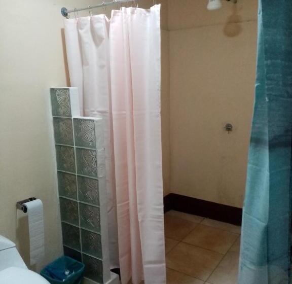 اتاق استاندارد, La Casita