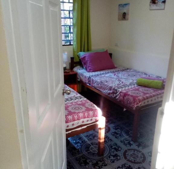 اتاق استاندارد با سرویس بهداشتی مشترک, La Casita