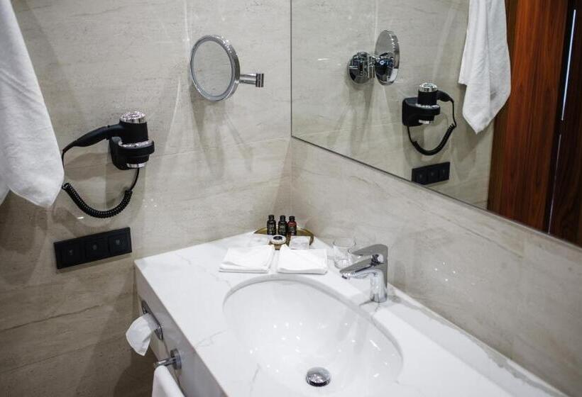 اتاق استاندارد, Nadiya Palace