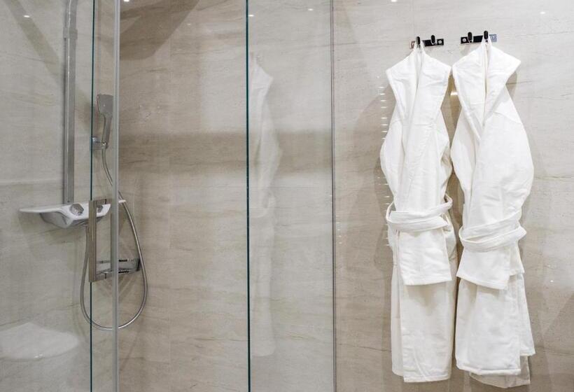 اتاق سوپریور, Nadiya Palace