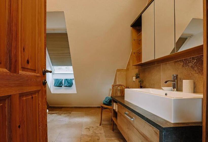 带1个卧室的公寓, Steinthron