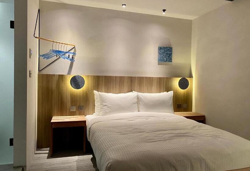 اتاق استاندارد, The Blue By Just Inn