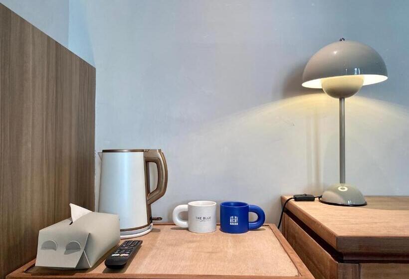 اتاق سوپریور, The Blue By Just Inn