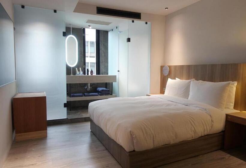 اتاق سوپریور, The Blue By Just Inn