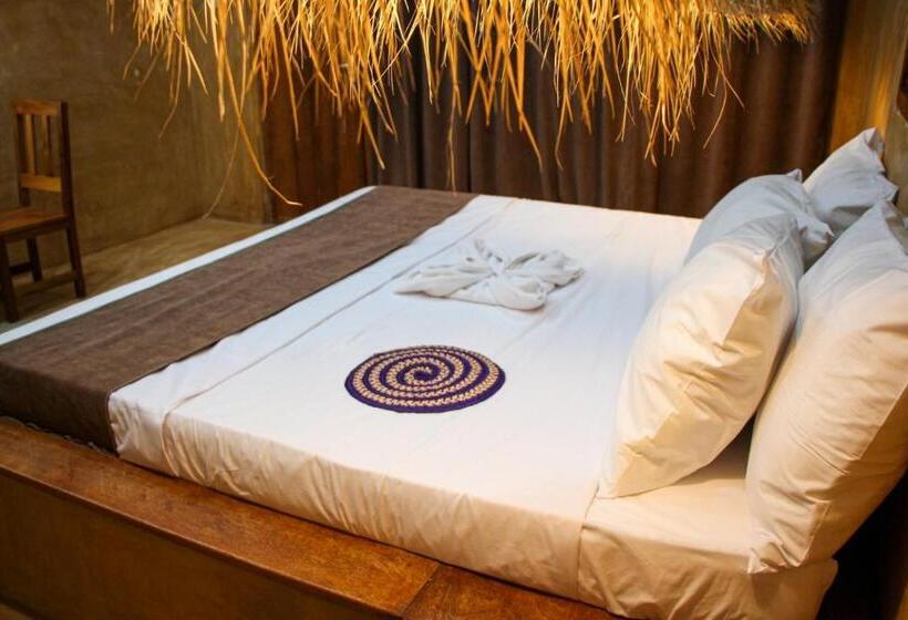 Quarto Estandar Cama King, Zanzigo