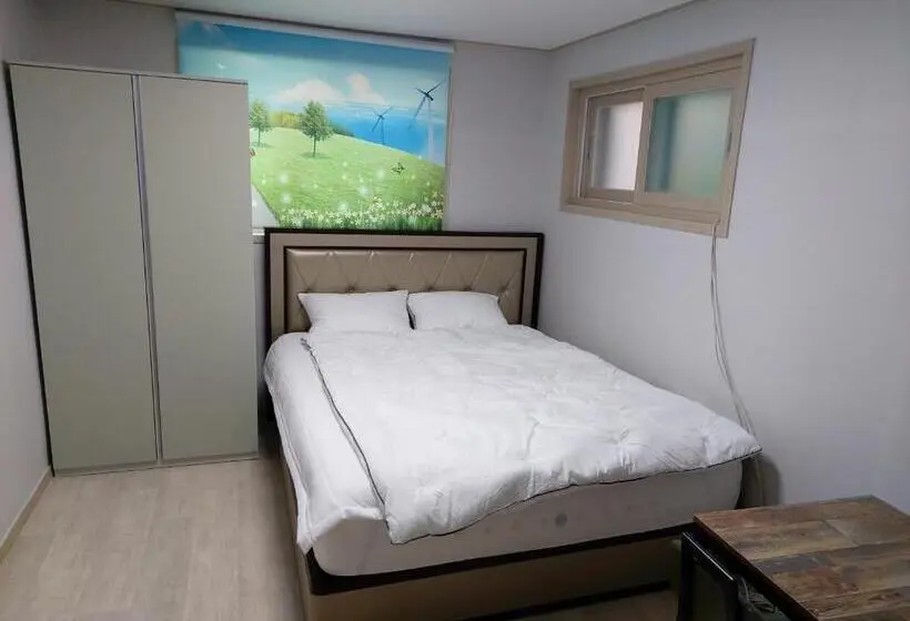 اتاق استاندارد, Ara Guesthouse
