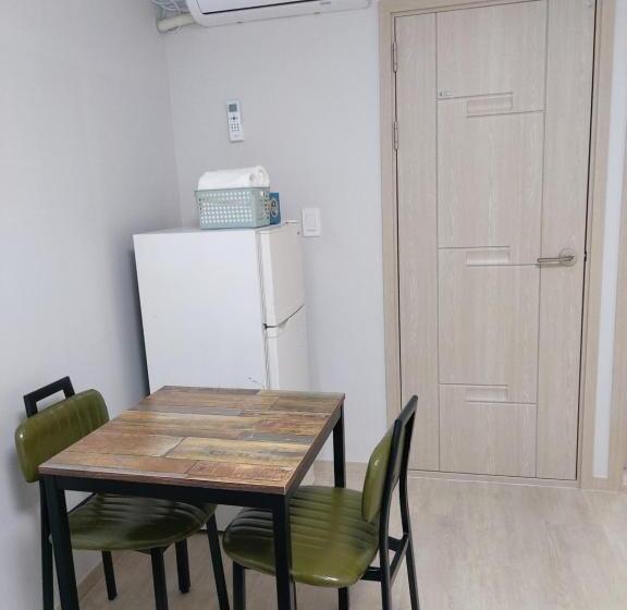 اتاق استاندارد, Ara Guesthouse