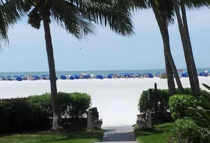 דירת שני חדרים, Always Summer On A White Sandy Beach