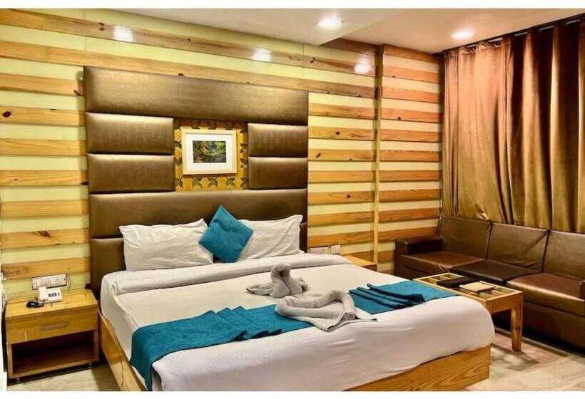 Family Suite, The Golden Oyster, Dehradun