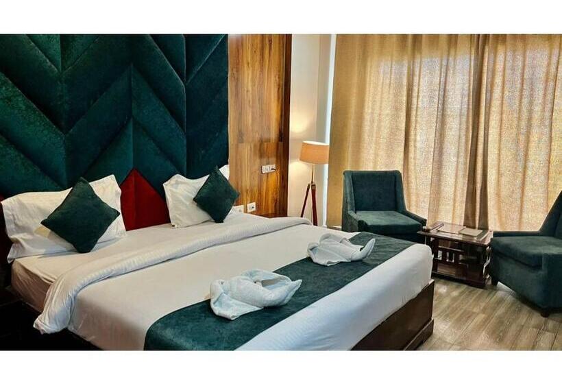 スイート(家族用), The Golden Oyster, Dehradun