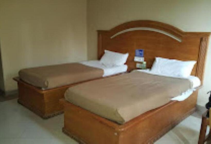 Номер Стандарт, The Grand 3star Sindhu Hotel, Mahbubnagar