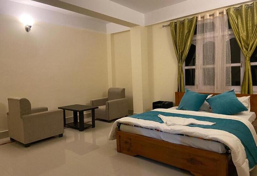 디럭스 룸, Tyk Hotel Tawang