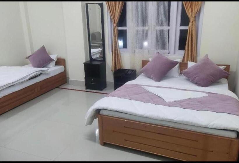 수피리어 트리플 룸, Tyk Hotel Tawang