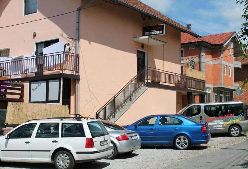 اتاق استاندارد یک نفره, Vendela Sobe