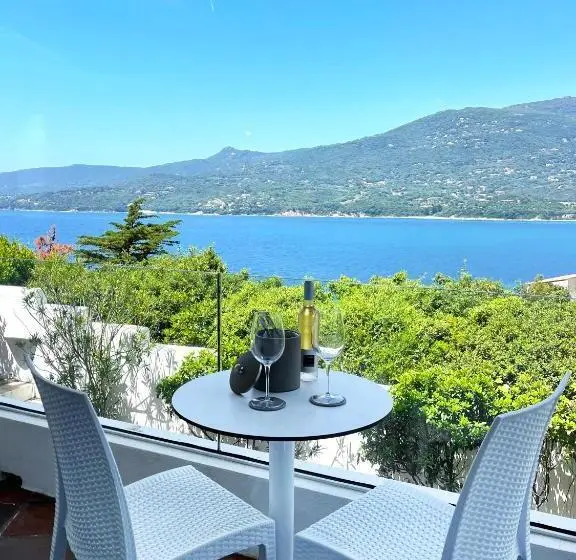 اتاق استاندارد با بالکن و چشمانداز دریا, A Mare Corsica I Seaside Small Resort