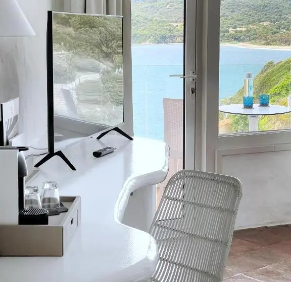 اتاق لوکس چهار تخته, A Mare Corsica I Seaside Small Resort