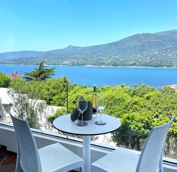 اتاق لوکس چهار تخته, A Mare Corsica I Seaside Small Resort