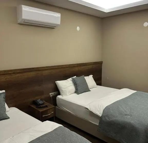 اتاق لوکس, Grand Delux