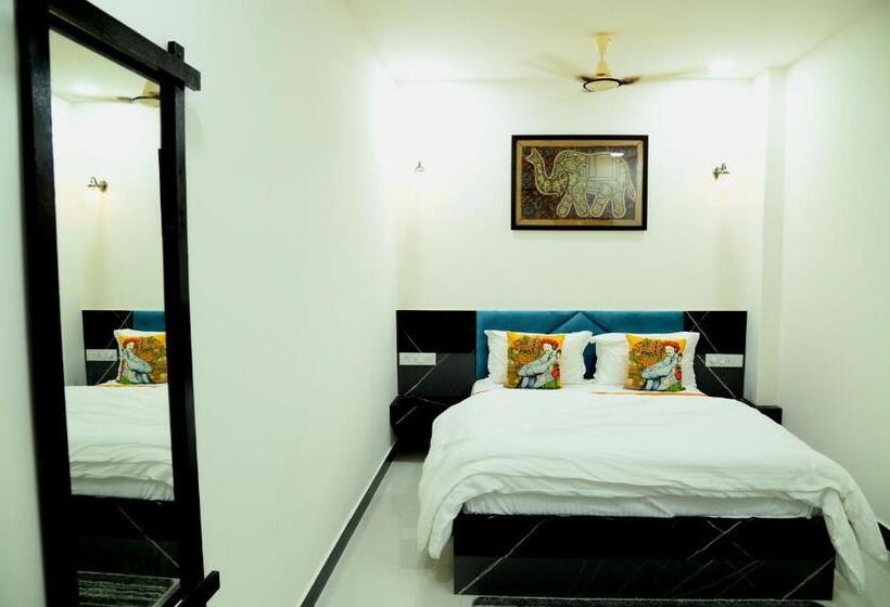 חדר דלוקס, The Travel Bug Jaisalmer