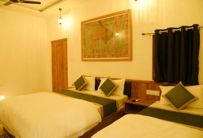 Трехместный Номер Deluxe, The Travel Bug Jaisalmer