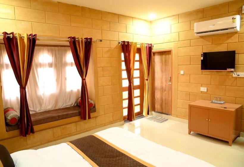 جناح مزوَّد بشرفة, The Travel Bug Jaisalmer
