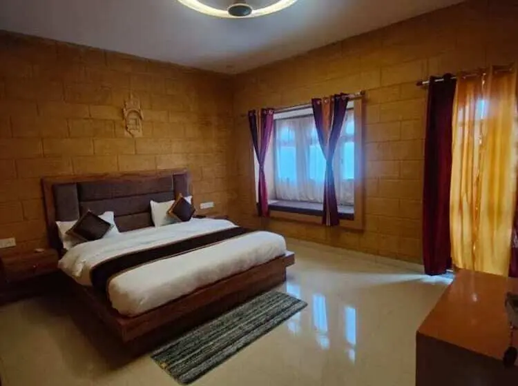 デラックスルーム, The Travel Bug Jaisalmer
