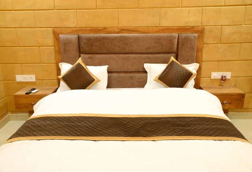 Номер Deluxe, The Travel Bug Jaisalmer