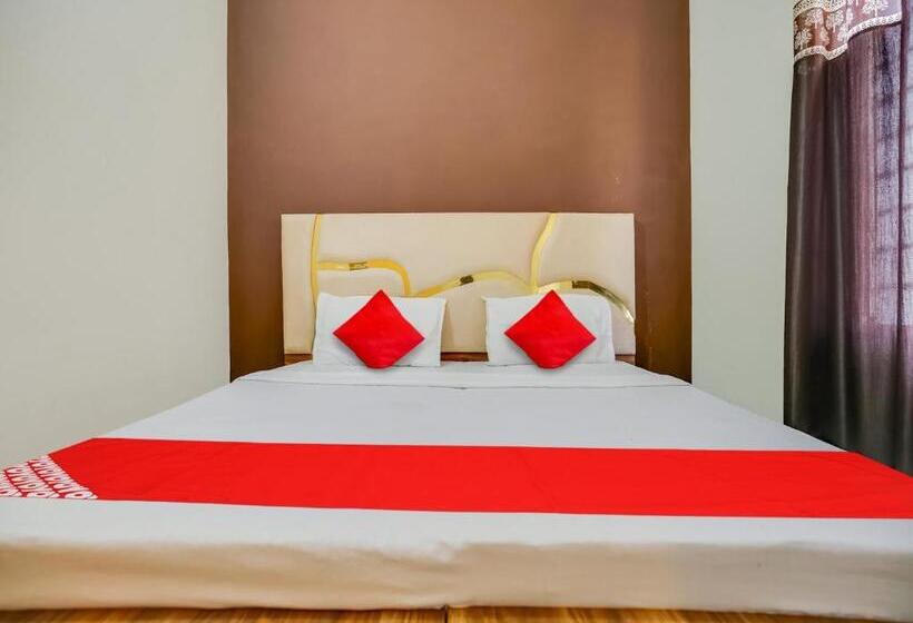 Трехместный Номер Классика, Oyo Hotel Riyasat Inn
