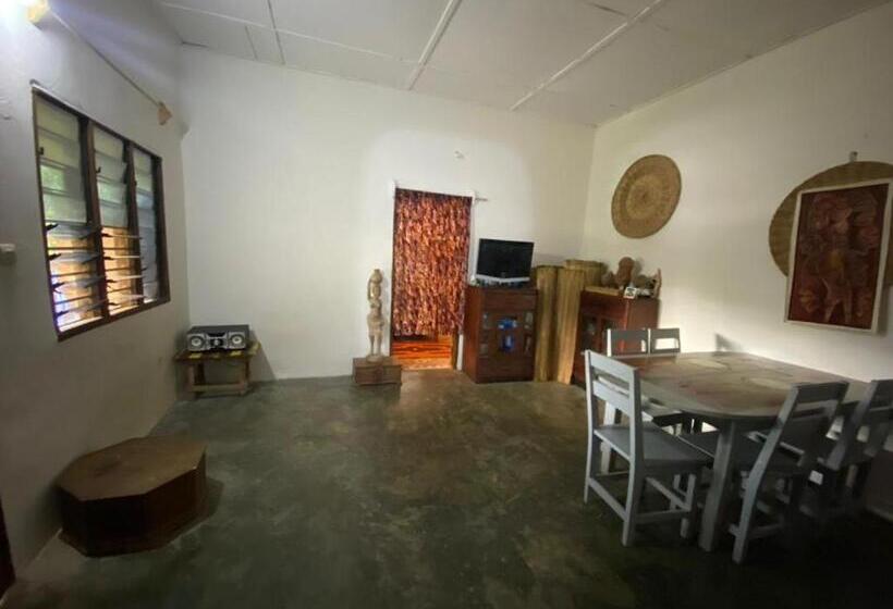 ویلای 2 خوابه, Lodge Au Paradis Fleuri
