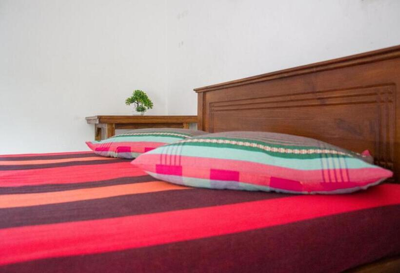 غرفة قياسية مزوَّدة بشُرفة, Sun Guest