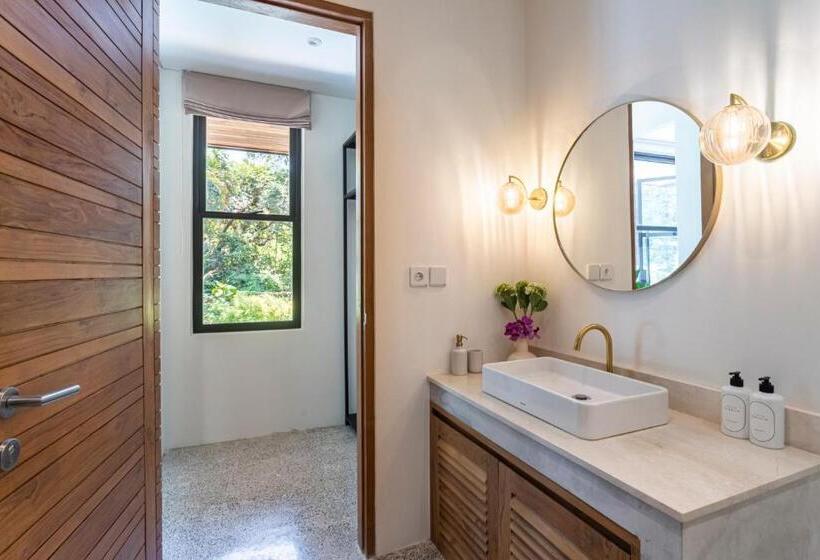 اتاق استاندارد, Villa Badoum Guesthouse