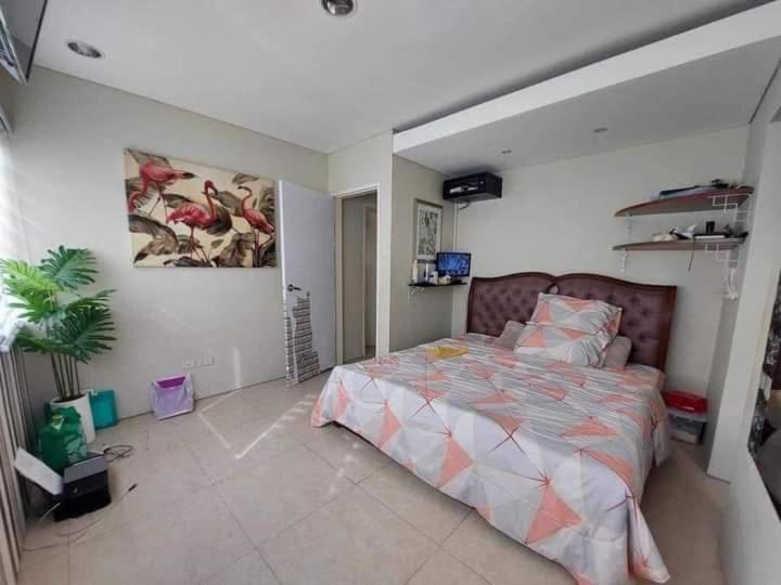 标准间, Rs Motel