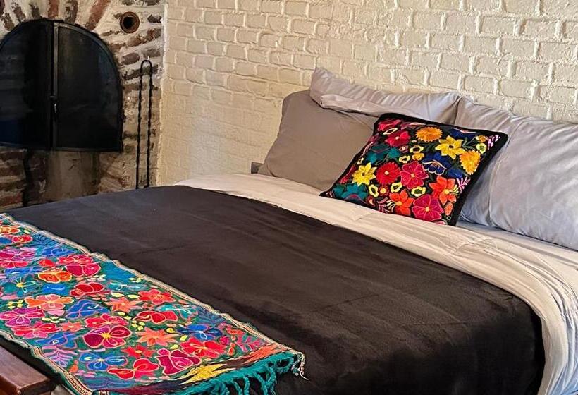 شقة بغرفة نوم واحدة, Vive En Un Castillo En Valle De Bravo