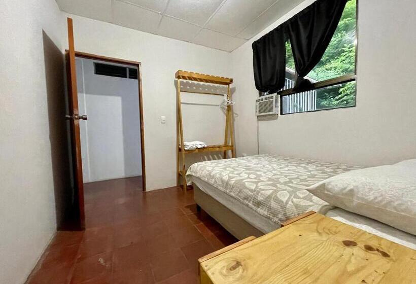 豪华房间, Hostal Namborus