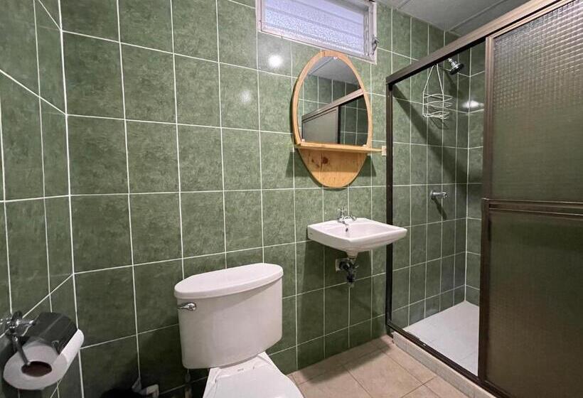 豪华房间, Hostal Namborus